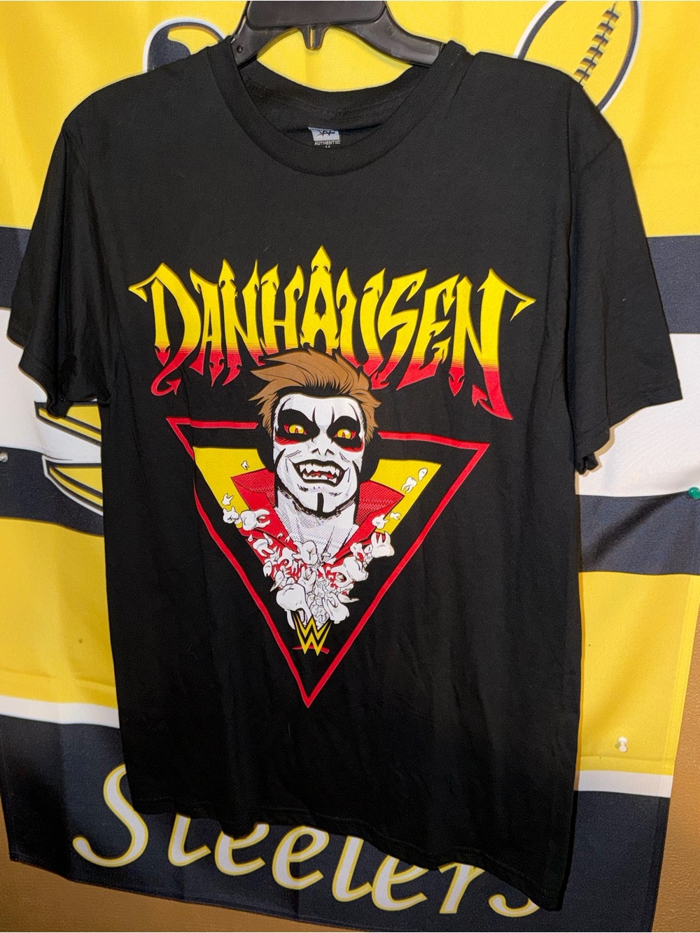 WWE Wrestling Authentic Danhausen Graphic T Shirt Men’s Size Medium Used Pre Own
